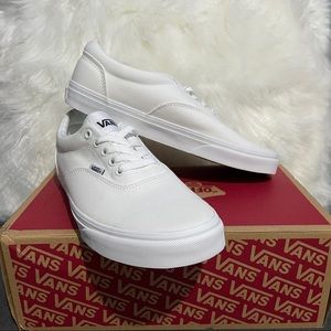 Vans Doheny Mens Skate Shoes - TRIPLE WHITE (9.5M)